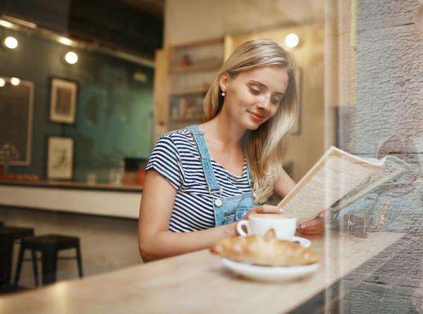 Tren Foto Menu Makanan Buatan AI di Restoran, Bisa Menggugah Selera? Tren Foto Menu Makanan Buatan AI di Restoran, Bisa Menggugah Selera?