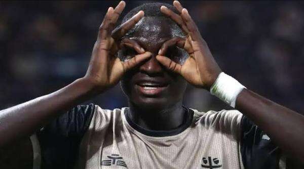 AC Milan dan Inter Saling Sikut Rebutan Talenta Tersembunyi Cagliari AC Milan dan Inter Saling Sikut Rebutan Talenta Tersembunyi Cagliari