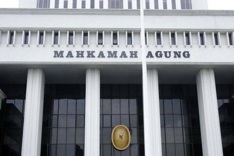 Mahkamah Agung Lantik 11 Hakim Agung dan 3 Hakim Ad Hoc Mahkamah Agung Lantik 11 Hakim Agung dan 3 Hakim Ad Hoc
