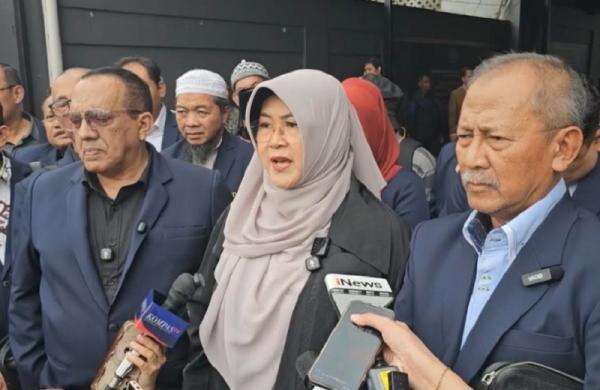 Praperadilan Jilid I Ditolak, Dokter Tifa Siapkan Perlawanan di Jilid II Praperadilan Jilid I Ditolak, Dokter Tifa Siapkan Perlawanan di Jilid II