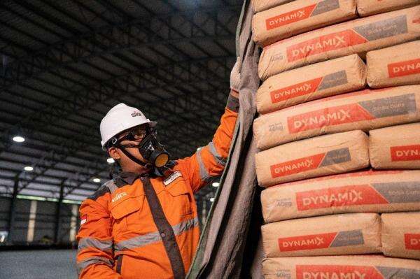 Penjualan Moncer di Tengah Ancaman Overcapacity, Laba SIG (SMGR) Tumbuh hingga 363 Persen Penjualan Moncer di Tengah Ancaman Overcapacity, Laba SIG (SMGR) Tumbuh hingga 363 Persen