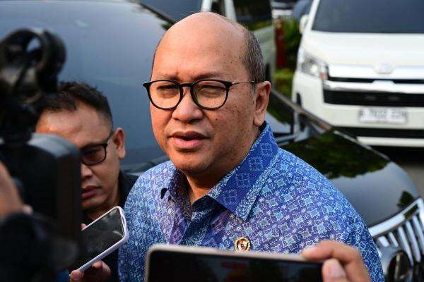 Singapura Panggil 10 Petinggi Perusahaan Sawit, Rosan Buka Suara Soal Nasib Investasi di RI Singapura Panggil 10 Petinggi Perusahaan Sawit, Rosan Buka Suara Soal Nasib Investasi di RI