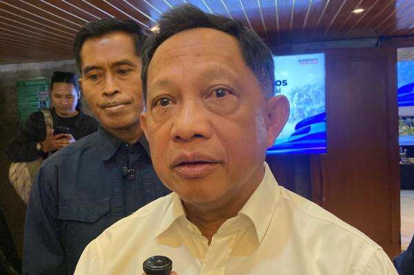 Mendagri Tegaskan Registrasi Bansos Digital Gratis, Lapor jika Dipungut Biaya Mendagri Tegaskan Registrasi Bansos Digital Gratis, Lapor jika Dipungut Biaya