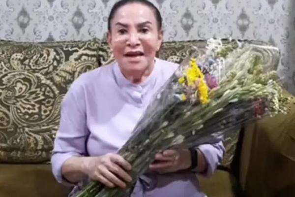 Rahasia Mpok Atiek Tetap Fit di Usia 70 Tahun, Rutin Olahraga hingga Positif Thinking Rahasia Mpok Atiek Tetap Fit di Usia 70 Tahun, Rutin Olahraga hingga Positif Thinking