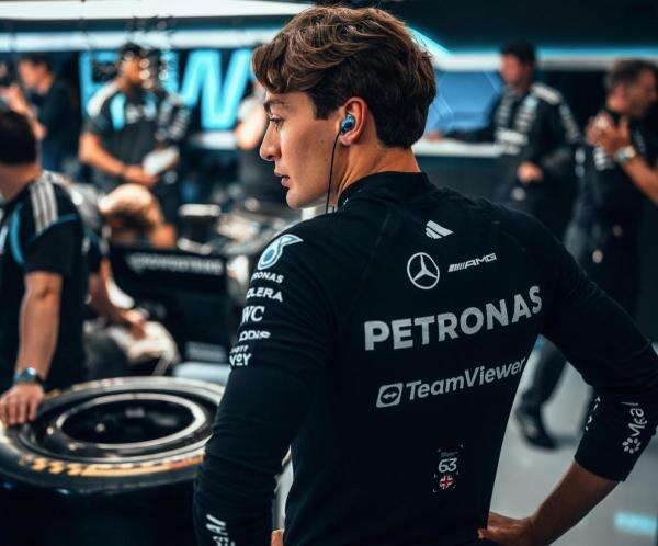 Kata-Kata George Russell Ditabrak Hamilton hingga Gagal Finish di F1 GP Belgia Kata-Kata George Russell Ditabrak Hamilton hingga Gagal Finish di F1 GP Belgia