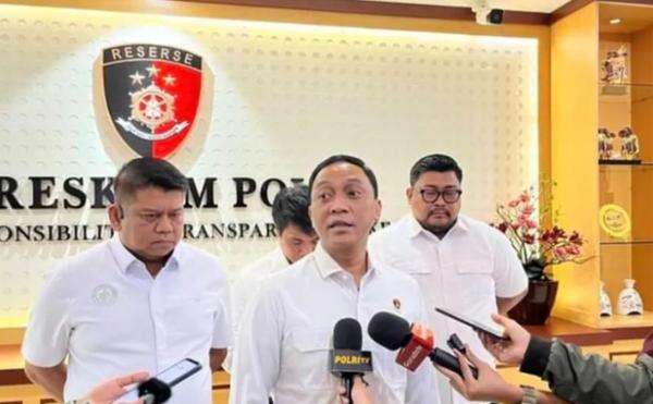 Bareskrim Tangkap Pengendali Uang Gembong Narkoba Fredy Pratama di Malaysia Bareskrim Tangkap Pengendali Uang Gembong Narkoba Fredy Pratama di Malaysia