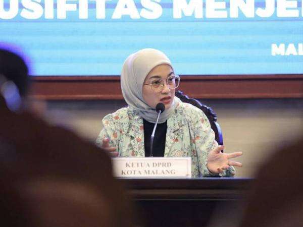 Viral Ketua DPRD Malang Amithya Ratnanggani Tolak MBG, Ini Faktanya! Viral Ketua DPRD Malang Amithya Ratnanggani Tolak MBG, Ini Faktanya!