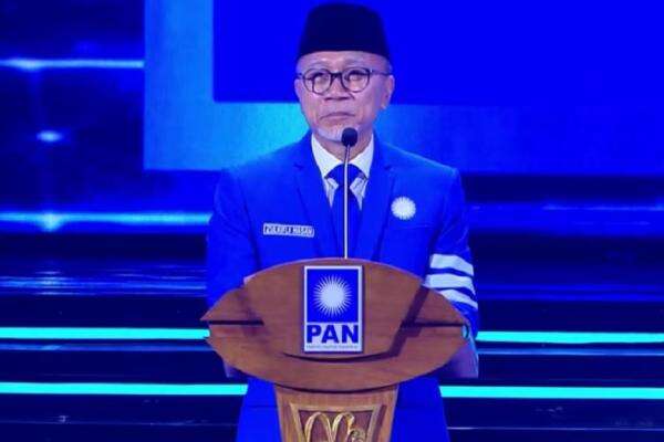 Zulhas Ungkap Alasan PAN Setia Dukung Prabowo Subianto selama Tiga Kali Pilpres Zulhas Ungkap Alasan PAN Setia Dukung Prabowo Subianto selama Tiga Kali Pilpres