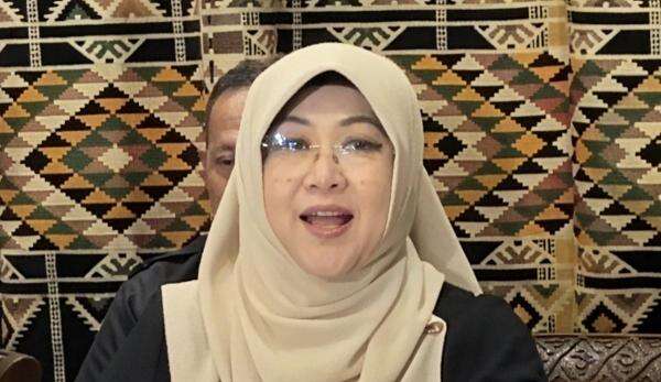 Sidang Perdana Dokter Tifa terkait Kasus Ijazah Jokowi Digelar 2 Juli Sidang Perdana Dokter Tifa terkait Kasus Ijazah Jokowi Digelar 2 Juli