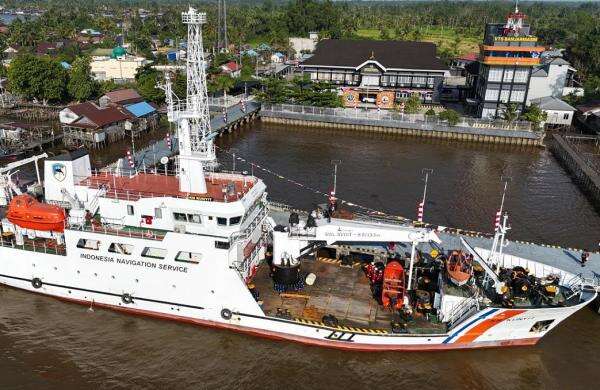 Kemenhub Kirim 2 Kapal Bantu Pencarian Korban Kapal Virgo, Dilengkapi Reefer Container Kemenhub Kirim 2 Kapal Bantu Pencarian Korban Kapal Virgo, Dilengkapi Reefer Container