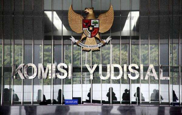KY Ajukan 14 Nama Calon Hakim Agung dan Adhoc MA ke DPR KY Ajukan 14 Nama Calon Hakim Agung dan Adhoc MA ke DPR