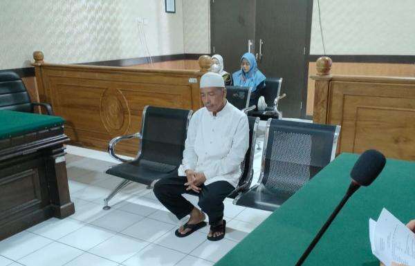 Pengasuh Ponpes Al-Mahdiy di Sidoarjo yang Cabuli Santriwati Divonis Ringan, Jaksa Ajukan Banding Pengasuh Ponpes Al-Mahdiy di Sidoarjo yang Cabuli Santriwati Divonis Ringan, Jaksa Ajukan Banding