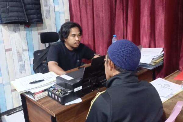 Pelatih Renang di Kendari Ditangkap, Diduga Cabuli 4 Murid Laki-Laki Sesama Jenis Pelatih Renang di Kendari Ditangkap, Diduga Cabuli 4 Murid Laki-Laki Sesama Jenis
