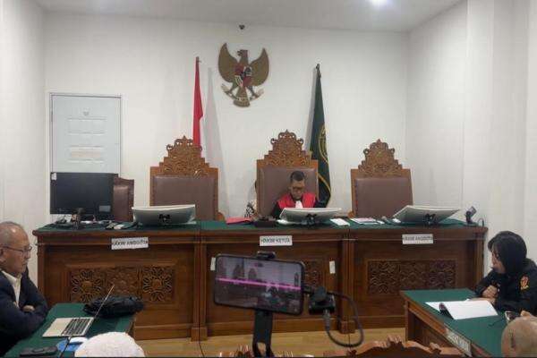 Permintaan Jaksa Agar Dokter Tifa Wajib Lapor Dipertanyakan Permintaan Jaksa Agar Dokter Tifa Wajib Lapor Dipertanyakan