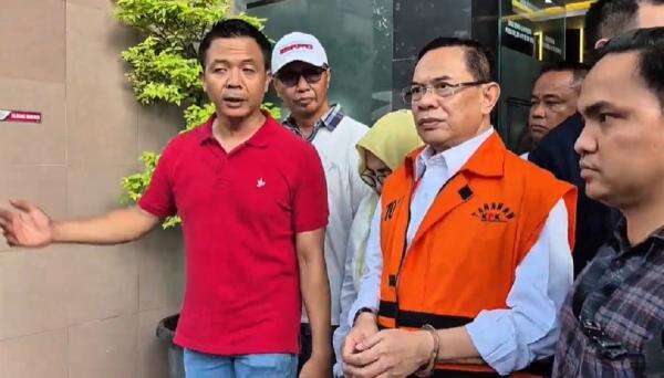 Bupati Pati Nonaktif Sudewo Pikir-Pikir usai Divonis 8,5 Tahun Bui Kasus Korupsi Bupati Pati Nonaktif Sudewo Pikir-Pikir usai Divonis 8,5 Tahun Bui Kasus Korupsi
