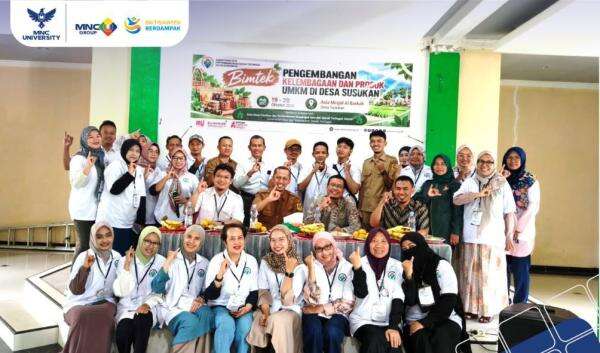 UMKM Desa Susukan Siap Naik Kelas Lewat Pelatihan Pemasaran Digital dan Branding Produk UMKM Desa Susukan Siap Naik Kelas Lewat Pelatihan Pemasaran Digital dan Branding Produk