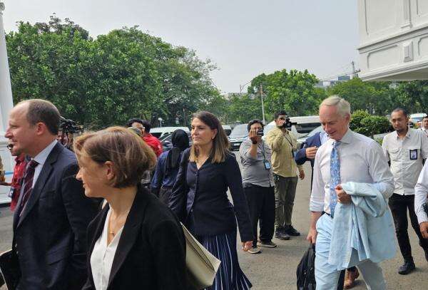 Profesor Imperial College London Temui Prabowo di Istana, Bahas Apa? Profesor Imperial College London Temui Prabowo di Istana, Bahas Apa?