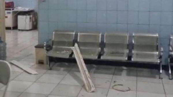 Getaran Gempa Bekasi Rusak Bangunan dan Kejutkan Warga Karawang Getaran Gempa Bekasi Rusak Bangunan dan Kejutkan Warga Karawang