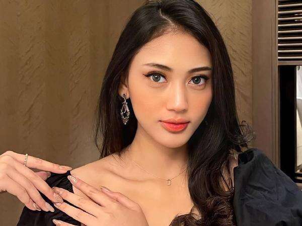 Viral Yuenchi Arwindi Tegaskan Tuduhan sebagai Ani-Ani Febrie Adriansyah Fitnah! Viral Yuenchi Arwindi Tegaskan Tuduhan sebagai Ani-Ani Febrie Adriansyah Fitnah!