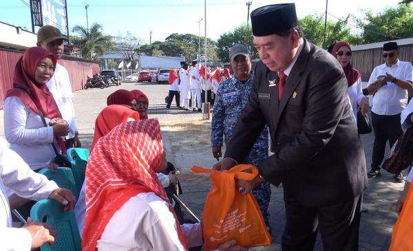 Perindo Sulsel Libatkan Penyandang Disabilitas dalam Upacara HUT Ke-81 RI Perindo Sulsel Libatkan Penyandang Disabilitas dalam Upacara HUT Ke-81 RI