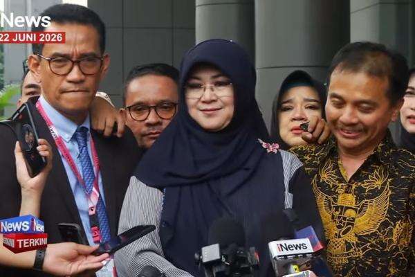 Kejaksaan Kabulkan Penangguhan Penahanan, Dokter Tifa: Kebenaran Tak Padam di Negara Kita Kejaksaan Kabulkan Penangguhan Penahanan, Dokter Tifa: Kebenaran Tak Padam di Negara Kita