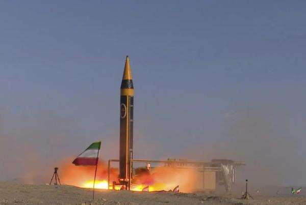 Iran Deklarasikan Perang Skala Penuh Lawan AS Iran Deklarasikan Perang Skala Penuh Lawan AS