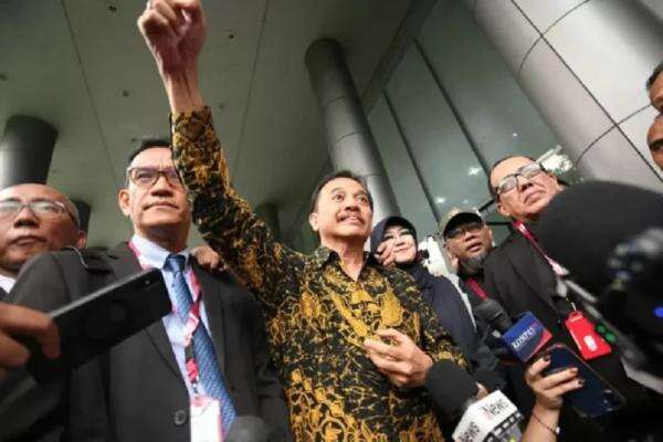 Roy Suryo Ajukan Gugatan Praperadilan ke 3 Terkait Ganti Kerugian ke PN Jaksel Roy Suryo Ajukan Gugatan Praperadilan ke 3 Terkait Ganti Kerugian ke PN Jaksel