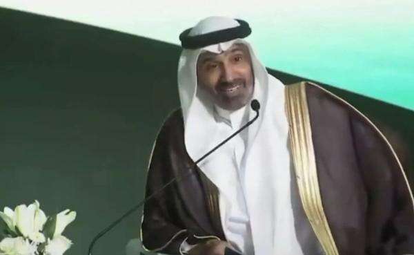 Menteri Saudi Ini Sedang Asyik Berpidato, Tiba-tiba Sistem Peringatan Rudal Berbunyi Menteri Saudi Ini Sedang Asyik Berpidato, Tiba-tiba Sistem Peringatan Rudal Berbunyi