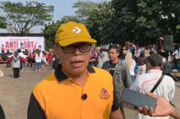 Viral Video Pasangan Remaja Sesama Jenis Berbuat Mesum di Lewi Liang Bogor Viral Video Pasangan Remaja Sesama Jenis Berbuat Mesum di Lewi Liang Bogor