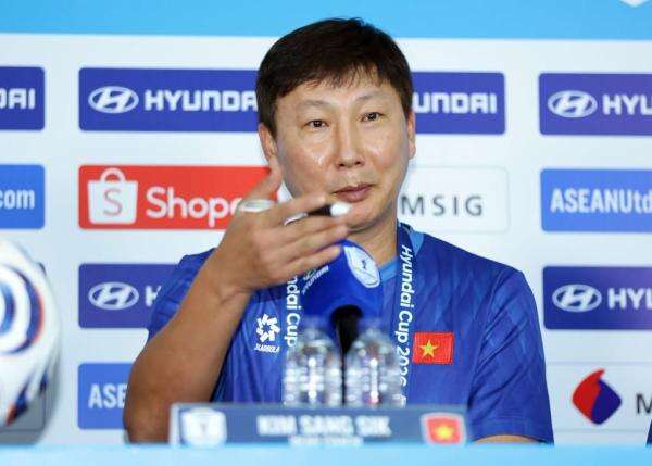 Sombongnya Kim Sang-sik, Sebut Vietnam Bakal Menang atas Timnas Indonesia di Piala AFF 2026 Sombongnya Kim Sang-sik, Sebut Vietnam Bakal Menang atas Timnas Indonesia di Piala AFF 2026
