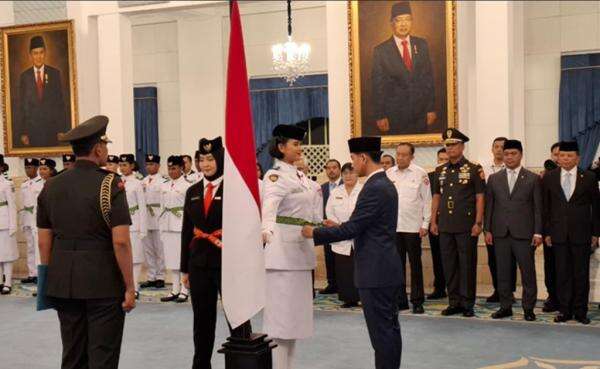 Wapres Gibran Kukuhkan 76 Paskibraka Upacara HUT ke-81 RI di Istana Negara Wapres Gibran Kukuhkan 76 Paskibraka Upacara HUT ke-81 RI di Istana Negara