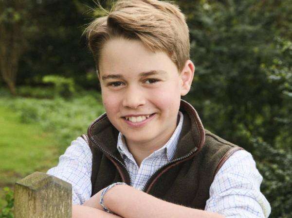 Pangeran George Resmi Masuk Eton College, Biayanya Rp1,4 Miliar per Tahun! Pangeran George Resmi Masuk Eton College, Biayanya Rp1,4 Miliar per Tahun!