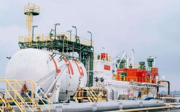 Pelindo Relokasi Terminal LNG Benoa ke Bali Maritime Tourism Hub Pelindo Relokasi Terminal LNG Benoa ke Bali Maritime Tourism Hub