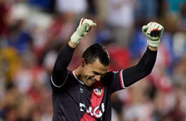 Emil Audero Gemilang, Maarten Paes Bersinar! 2 Kiper Timnas Indonesia Guncang Eropa Emil Audero Gemilang, Maarten Paes Bersinar! 2 Kiper Timnas Indonesia Guncang Eropa