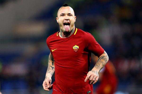 Kisah Radja Nainggolan, Eks Pemain AS Roma yang Menyesal Tak Bela Indonesia Kisah Radja Nainggolan, Eks Pemain AS Roma yang Menyesal Tak Bela Indonesia