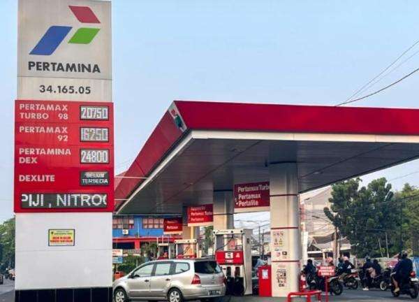Bukan Rp16.250, Harga Asli Pertamax Seharusnya Rp20.200 per Liter Bukan Rp16.250, Harga Asli Pertamax Seharusnya Rp20.200 per Liter