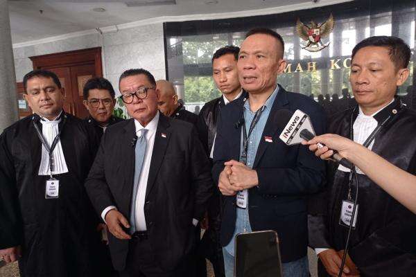 Pemerintah Minta MK Tolak Uji Materi Praperadilan Berulang, Rismon: Gugatan Kami Tak Dibaca Pemerintah Minta MK Tolak Uji Materi Praperadilan Berulang, Rismon: Gugatan Kami Tak Dibaca