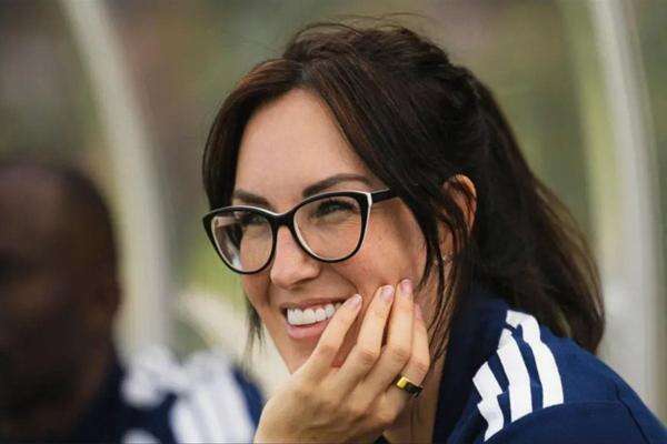 Dr. Suzanne Huurman, Satu-Satunya Kepala Medis Perempuan di Piala Dunia 2026 Dr. Suzanne Huurman, Satu-Satunya Kepala Medis Perempuan di Piala Dunia 2026