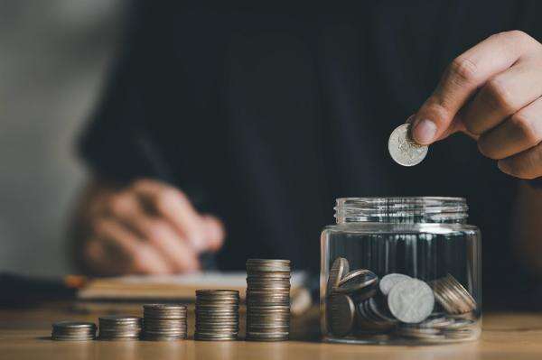 Banyak Pengeluaran di Awal Bulan? Ini 4 Tips Pengeluaran Lebih Teratur Banyak Pengeluaran di Awal Bulan? Ini 4 Tips Pengeluaran Lebih Teratur
