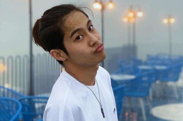 Datang dari Kendari, DJ Panda Telan Pil Pahit Ditolak Jenguk Bayi Erika Carlina Datang dari Kendari, DJ Panda Telan Pil Pahit Ditolak Jenguk Bayi Erika Carlina