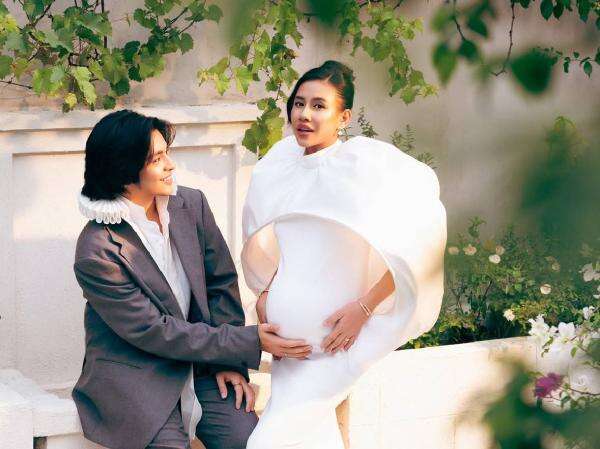 Shenina Cinnamon Pamer Perhiasan Rp3,5 Miliar di Pemotretan Maternity Terbaru, Ini Fotonya! Shenina Cinnamon Pamer Perhiasan Rp3,5 Miliar di Pemotretan Maternity Terbaru, Ini Fotonya!