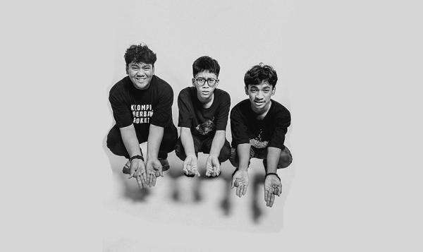 Fokus Sekolah, Bumbum Drummer Band Sukses Lancar Rejeki Resmi Hengkang Fokus Sekolah, Bumbum Drummer Band Sukses Lancar Rejeki Resmi Hengkang