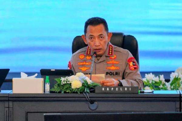 Kapolri Buka Suara soal Penangkapan Roy Suryo dan Dokter Tifa Kapolri Buka Suara soal Penangkapan Roy Suryo dan Dokter Tifa