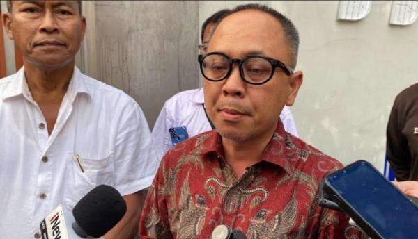 Bunker di Sekolah Jaksel Dibuka Polisi, Yayasan Ungkap Temuan Senjata hingga Narkoba Bunker di Sekolah Jaksel Dibuka Polisi, Yayasan Ungkap Temuan Senjata hingga Narkoba