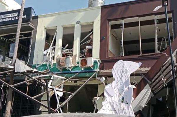 Kesaksian Warga saat Ledakan Pakuwon City Surabaya, Pintu Bergetar Dikira Gempa Kesaksian Warga saat Ledakan Pakuwon City Surabaya, Pintu Bergetar Dikira Gempa
