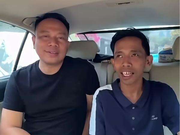 Mengkhawatirkan, Dede Sunandar Jalani CT Scan Kepala usai Dipukul Vicky Prasetyo Mengkhawatirkan, Dede Sunandar Jalani CT Scan Kepala usai Dipukul Vicky Prasetyo