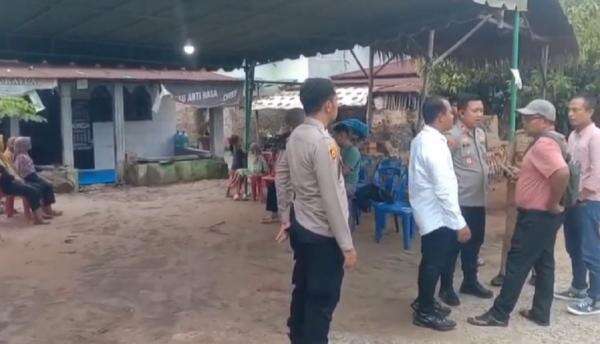 5 Pekerja Cetak Batu Bata di Asahan Tersambar Petir, 1 Orang Tewas 4 Pingsan 5 Pekerja Cetak Batu Bata di Asahan Tersambar Petir, 1 Orang Tewas 4 Pingsan