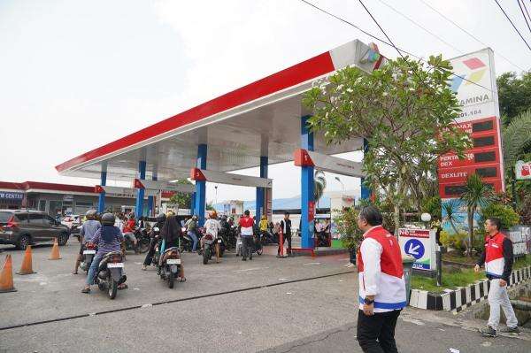 Antrean BBM di Sumut Mulai Berkurang, Begini Kondisi SPBU Terkini Antrean BBM di Sumut Mulai Berkurang, Begini Kondisi SPBU Terkini
