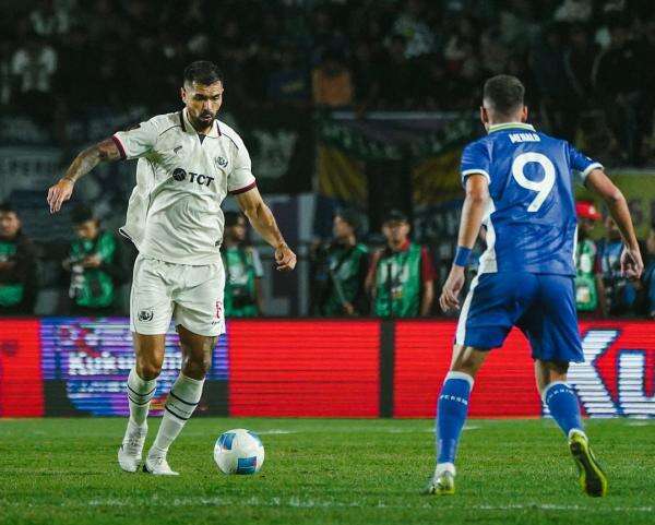 Arema FC Kalah dari Persib di Piala Presiden 2026, Marcos Santos Akui Maung Bandung Lebih Baik Arema FC Kalah dari Persib di Piala Presiden 2026, Marcos Santos Akui Maung Bandung Lebih Baik
