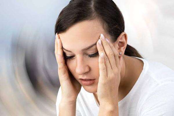 Pusing Berputar saat Menoleh dan Bangun Tidur, Benarkah Tanda Darah Rendah? Pusing Berputar saat Menoleh dan Bangun Tidur, Benarkah Tanda Darah Rendah?